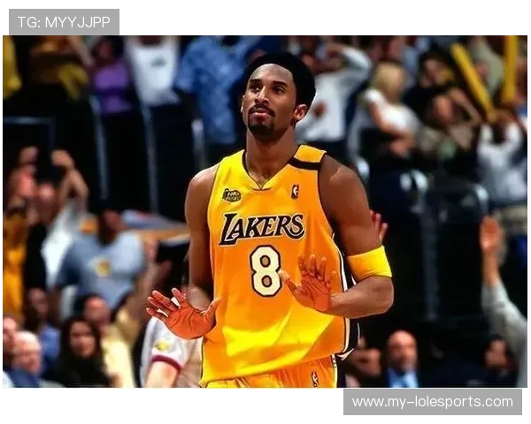 足球迷挑战NBA球星身份 谁能凭借线索准确猜出这位传奇球员